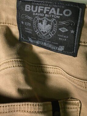 Buffalo David Bitton Straight/Six Khaki Pants Size 42/30 Mens 98% Cotton